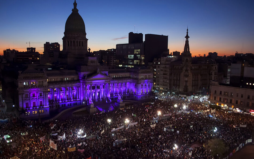 ¿DÓNDE ESTÁN LAS FEMINISTAS?; POR MARIANA CARBAJAL