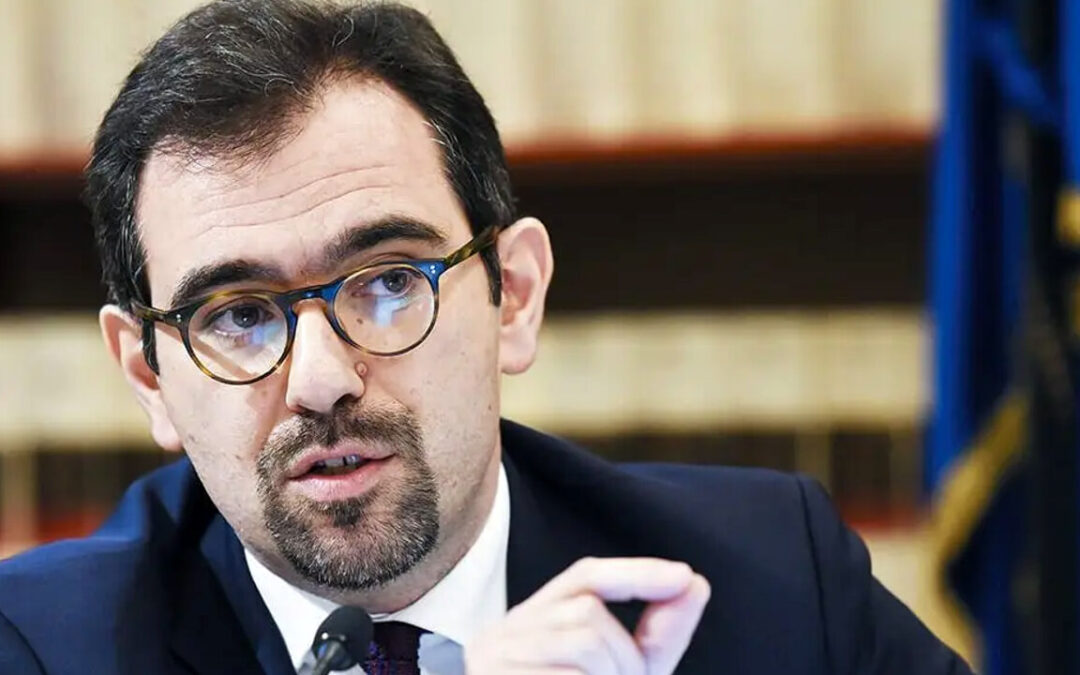 FRANCHESCO CLEMENTI: “ES MUY DIFÍCIL IMAGINAR UN NUEVO PAPA DIFERENTE A LA LÍNEA DE BERGOGLIO”
