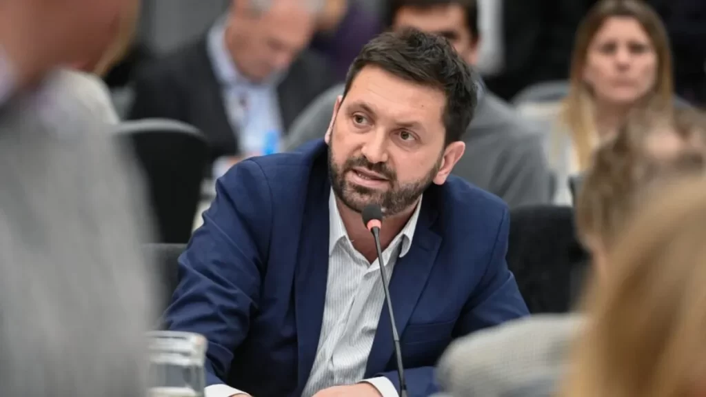 PABLO JULIANO: «BAJAR LA INFLACIÓN NO PUEDE SER INTERPRETADO COMO UN CHEQUE EN BLANCO»