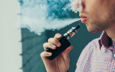 JAVIER SAIMOVICI: «SI NORMALIZAMOS EL CIGARRILLO ELECTRÓNICO, UN PRODUCTO QUE EN ARGENTINA ESTÁ PROHIBIDO, EL PANORAMA VA A SER CADA VEZ PEOR»
