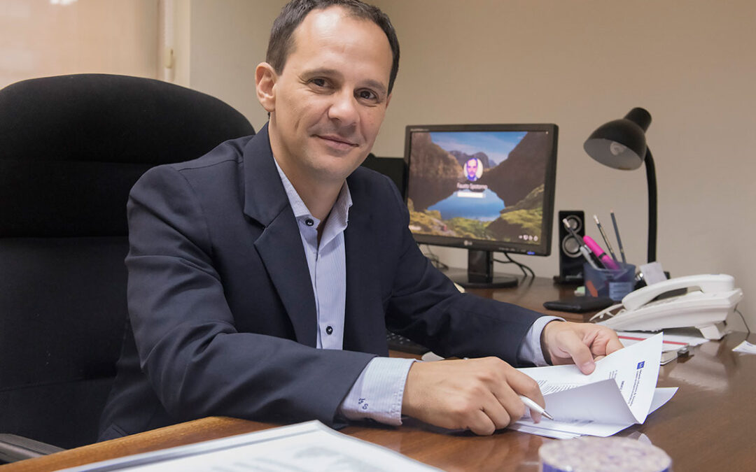 FAUSTO SPOTORNO: «HAY UNA MEZCLA DE COSAS QUE HACE QUE TENGAS UNA REESTRUCTURACIÓN EN LA INDUSTRIA»