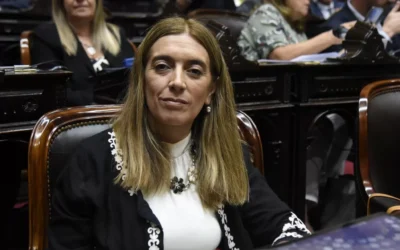 DANYA TAVELA: «MILEI TIENE QUE PAGAR LOS COSTOS Y BENEFICIOS DE DIRIGIR UN PAÍS Y RESOLVER LOS PROBLEMAS»
