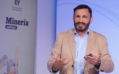 ALEJANDRO SERVIDE: «HOY LAS COMPAÑÍAS TE PIDEN QUE SEAS UN TRABAJADOR AL QUE LE INTERESE MEJORAR A TRAVÉS DE LA IA»