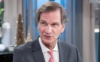 DR. CONRADO ESTOL: «CADA AÑO SE EVITAN CINCO MILLONES  DE MUERTES EN EL MUNDO GRACIAS A LA VACUNACIÓN INFANTIL»