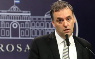 MIENTRAS EL CASO ADORNI SACUDE AL GOBIERNO, CRECEN LAS ALERTAS POR EL EMPLEO