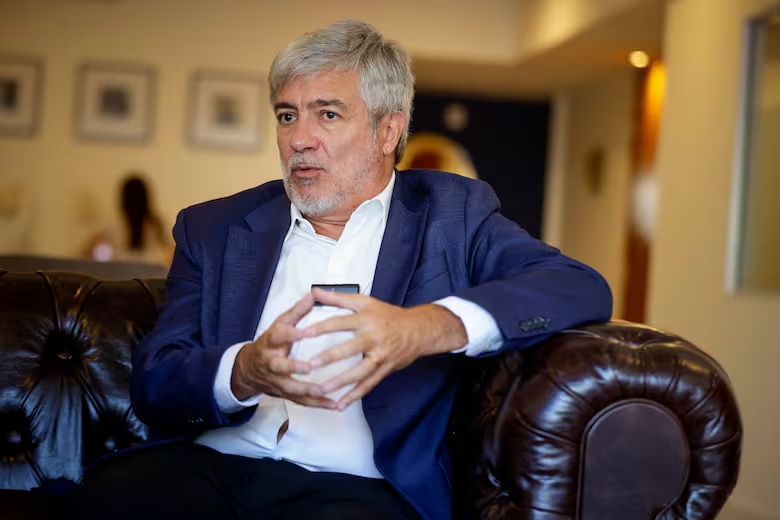 RICARDO DELGADO: «CON UN TIPO DE CAMBIO TAN BAJO, LA ACTIVIDAD ECONÓMICA Y LA RECAUDACIÓN NO VAN A MEJORAR»