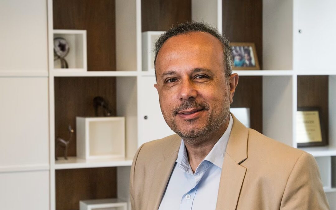 ANTONIO ARACRE: «EL INTERIOR DEL PAÍS ESTÁ CRECIENDO MUCHO Y HAY UN HUMOR SOCIAL DISTINTO AL DEL AMBA»