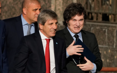 INFLACIÓN EN ALZA, CRÍTICAS DE LA OPOSICIÓN Y LAS DENUNCIAS DE CORRUPCIÓN; POR CATA DE ELÍA