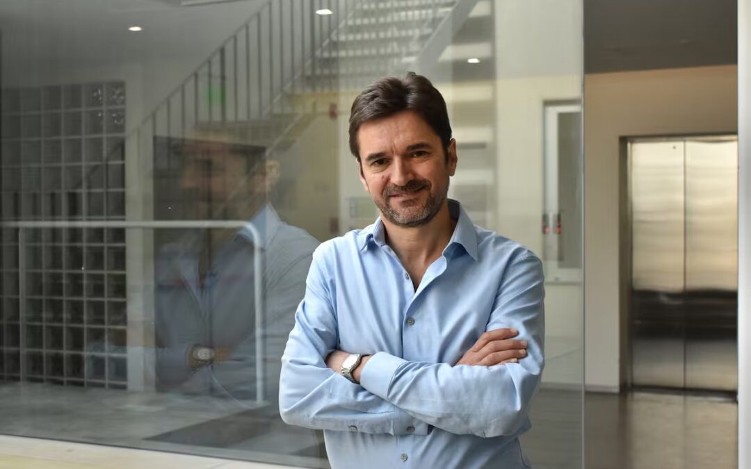 CARLOS GERVASONI: «EL ÍNDICE DE CONFIANZA EN EL GOBIERNO ES RAZONABLE, PERO LA TENDENCIA ES NEGATIVA»