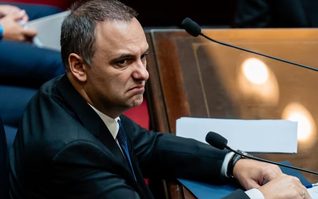 UN MUNDIAL PARA ADORNI; POR MARCELO VENERANDA