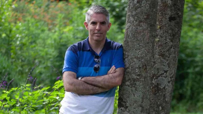 PABLO LÓPEZ: «LAS SIESTAS CORTAS Y CERCANAS AL MEDIODÍA TIENEN BENEFICIOS MUY IMPORTANTES»