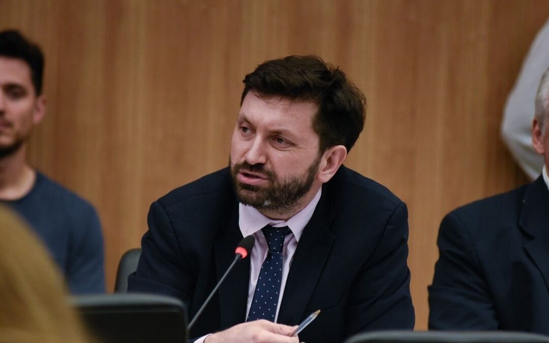 PABLO JULIANO: «LA GENTE NO SE ENDEUDÓ PARA IRSE DE VACACIONES COMO DICE EL GOBIERNO, LO HIZO PARA AFRONTAR DEUDAS»