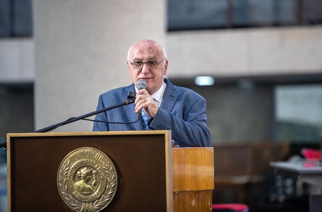 EDUARDO SIERRA: «ESTE ES UN SÚPER NIÑO BASTANTE FUERTE QUE VA A QUEDAR EN LA HISTORIA»